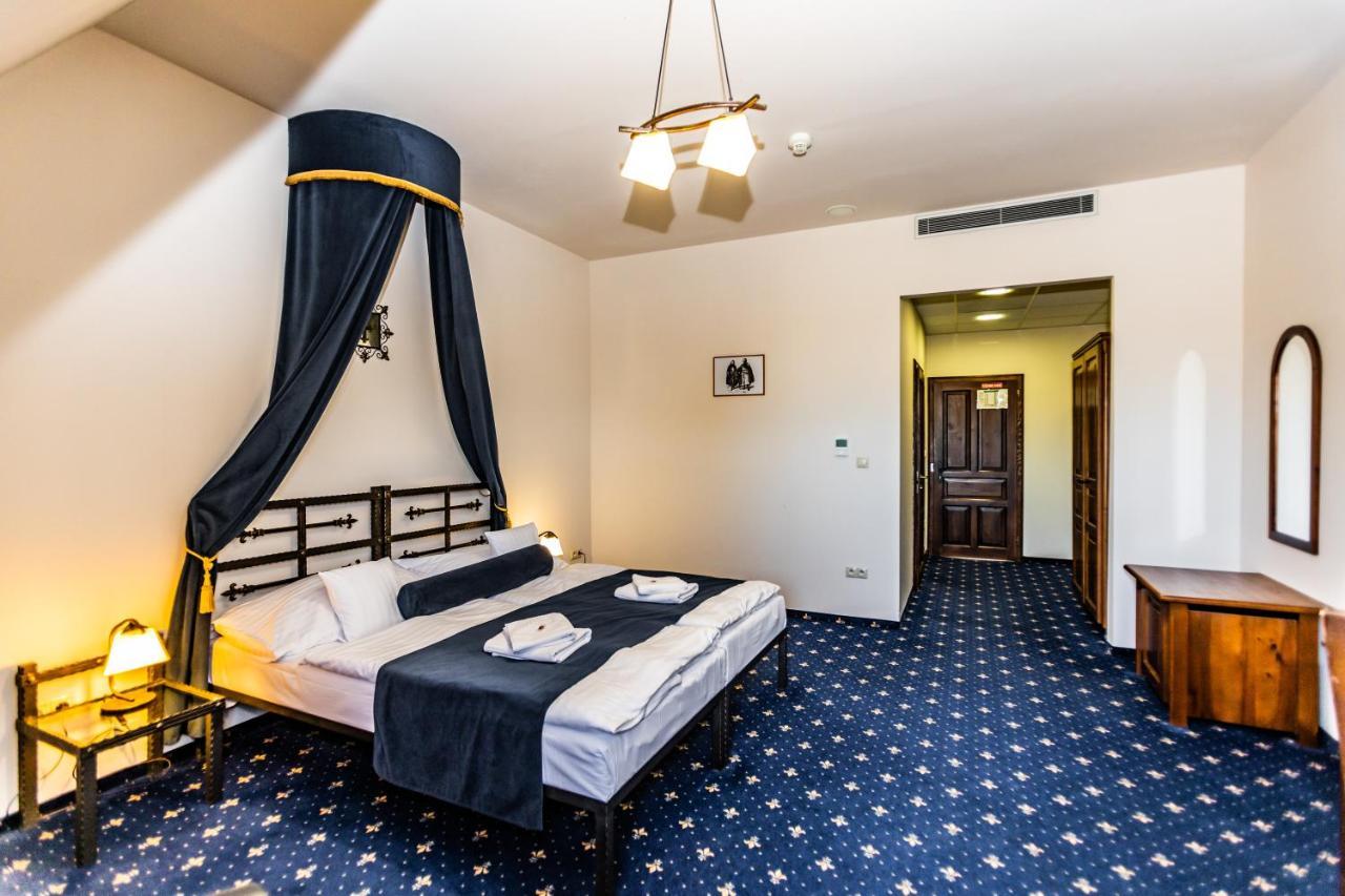 Hotel Grand Viglas زفولين المظهر الخارجي الصورة