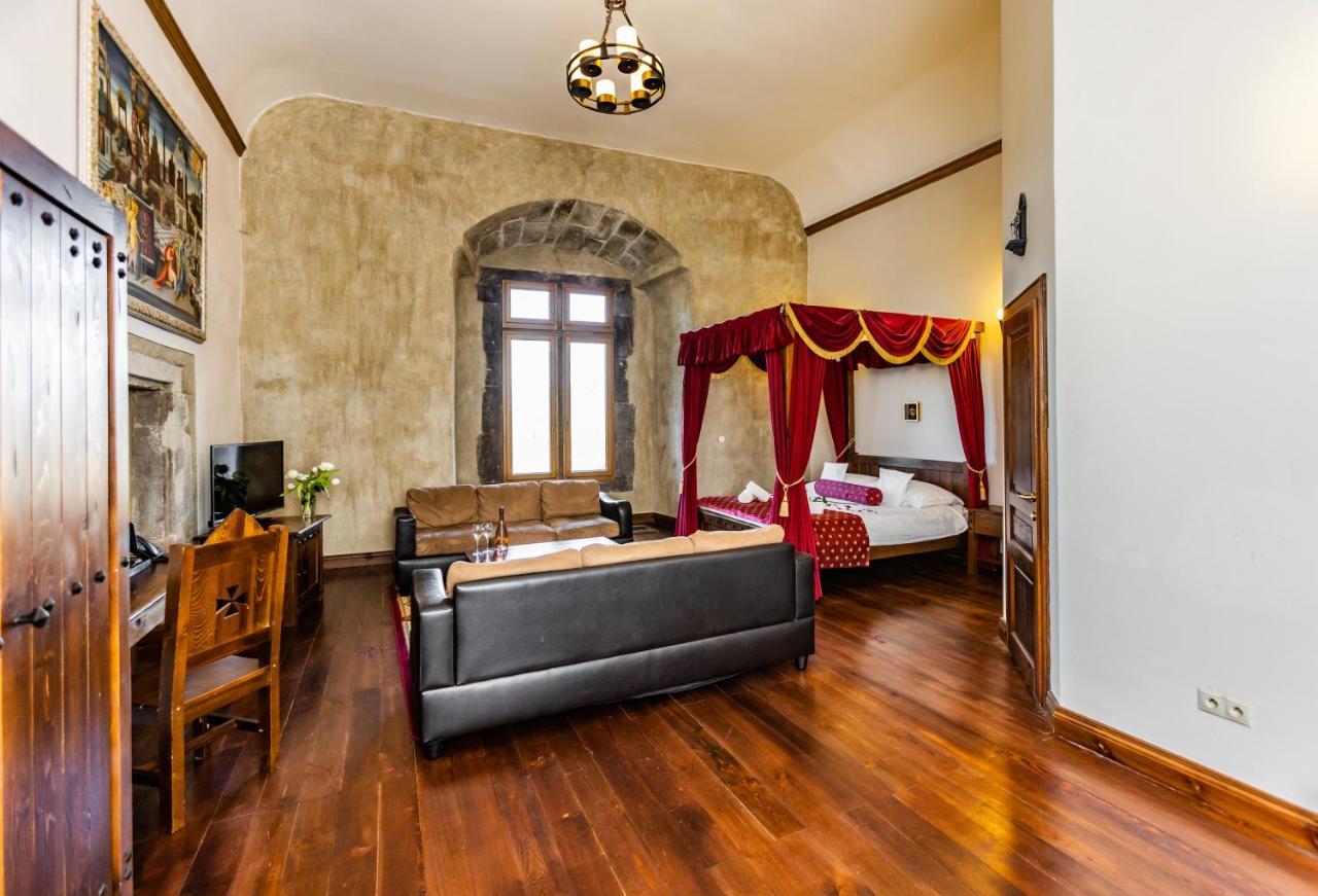 Hotel Grand Viglas زفولين المظهر الخارجي الصورة