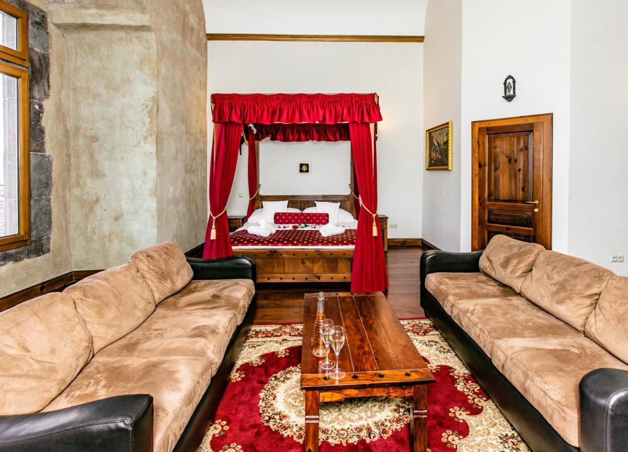 Hotel Grand Viglas زفولين المظهر الخارجي الصورة